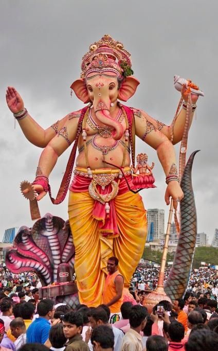 Ganesh Chaturthi 2024: Top 6 Places to Visit in Mumbai