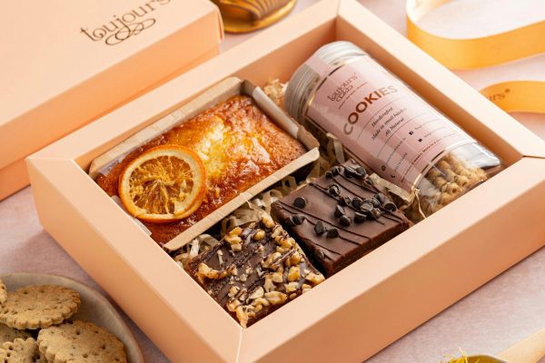 Diwali 2024: Gift Ideas for Everyone from Simple to Splurge