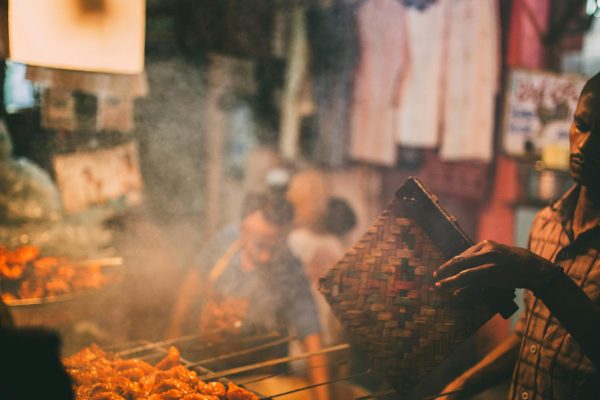 Best Places for Iftar in Delhi: A Foodie’s Guide to Ramadan Fasting!